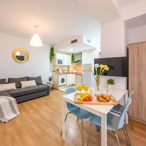  Apartment Historic City Centre Mitjana